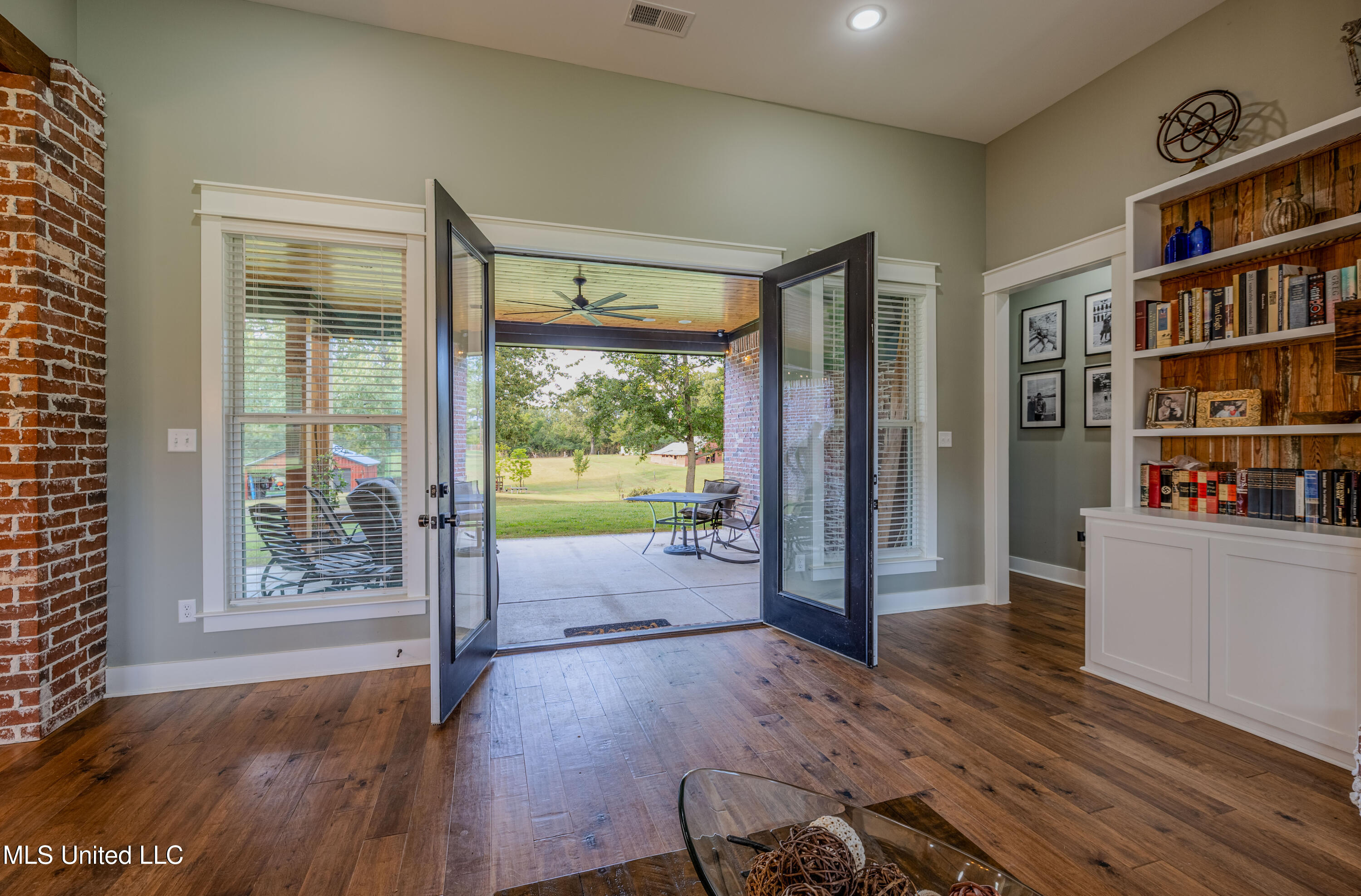 9100 East Broadway Road Olive Branch, MS 38654 - Photo 7 of 57 broadway-50