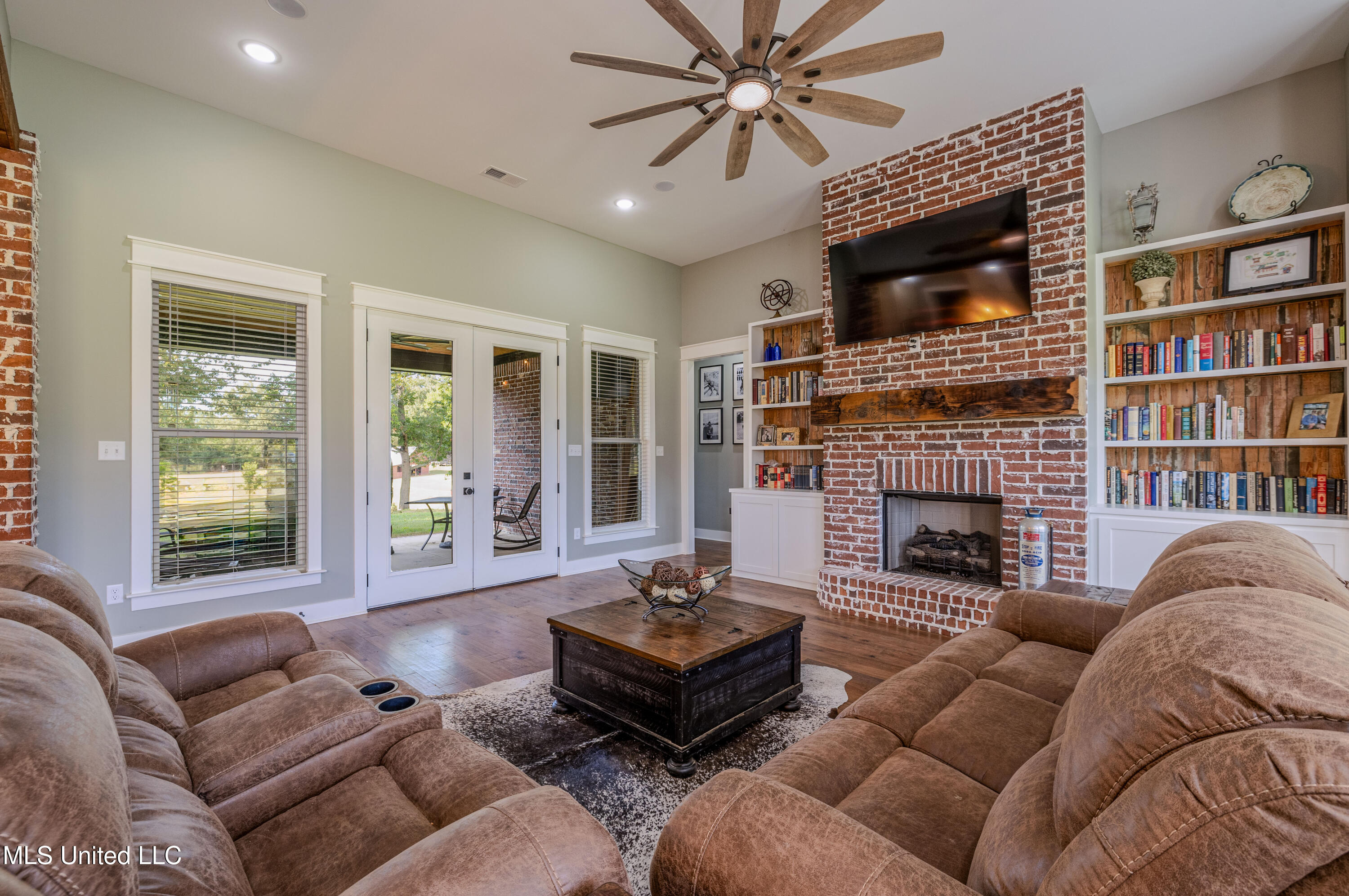 9100 East Broadway Road Olive Branch, MS 38654 - Photo 8 of 57 broadway-46