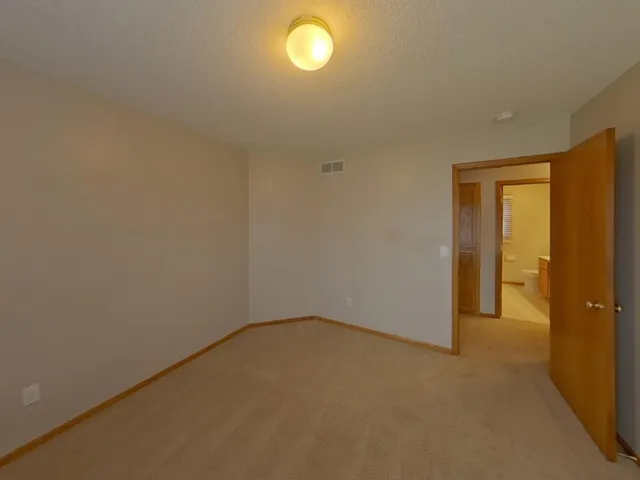 $3,139 | 10071 Raleigh Court, Woodbury, MN 55129