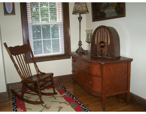 27 Dundee Road Quincy, MA 02171 - Photo 11 of 29 Gallery Image 11