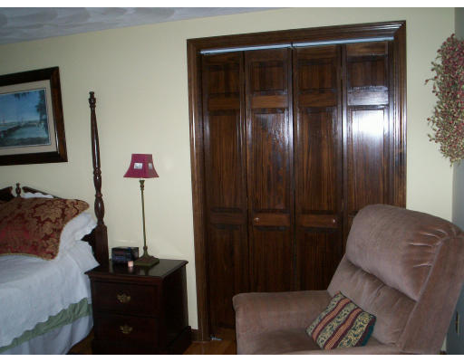 27 Dundee Road Quincy, MA 02171 - Photo 13 of 29 Gallery Image 13
