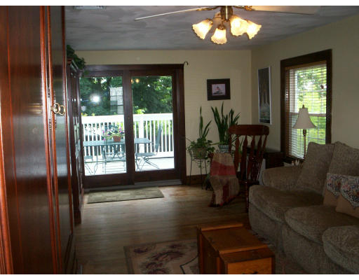 27 Dundee Road Quincy, MA 02171 - Photo 4 of 29 Gallery Image 4