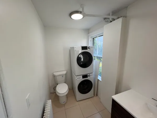 a view of a washer and dryer