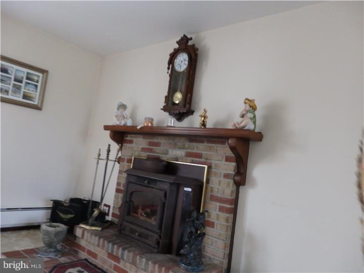 128 Grandview Road Springfield, PA 19064 - Photo 6 of 25 Fireplace