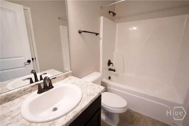 $2,850 | 123 Grimsby Road, Savannah, GA 31407