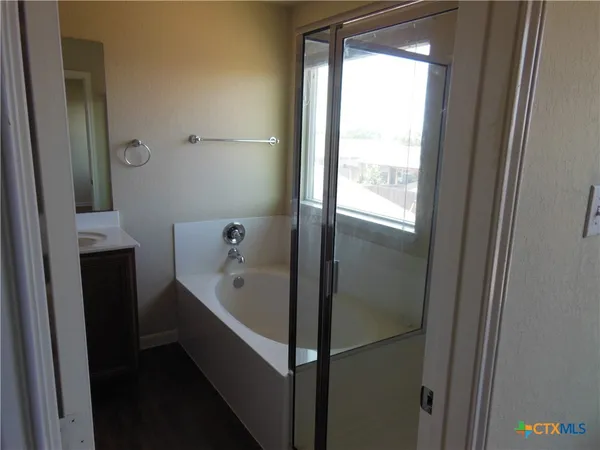 $1,900 | 753 Great Oaks Drive, New Braunfels, TX 78130
