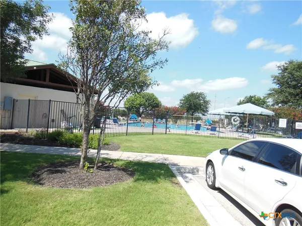 $1,900 | 753 Great Oaks Drive, New Braunfels, TX 78130