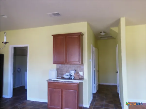 $1,900 | 753 Great Oaks Drive, New Braunfels, TX 78130