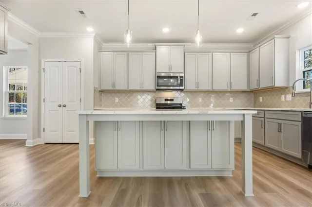 $379,700 | 4244 Canter Creek Lane, Unit 96, High Point, NC 27262