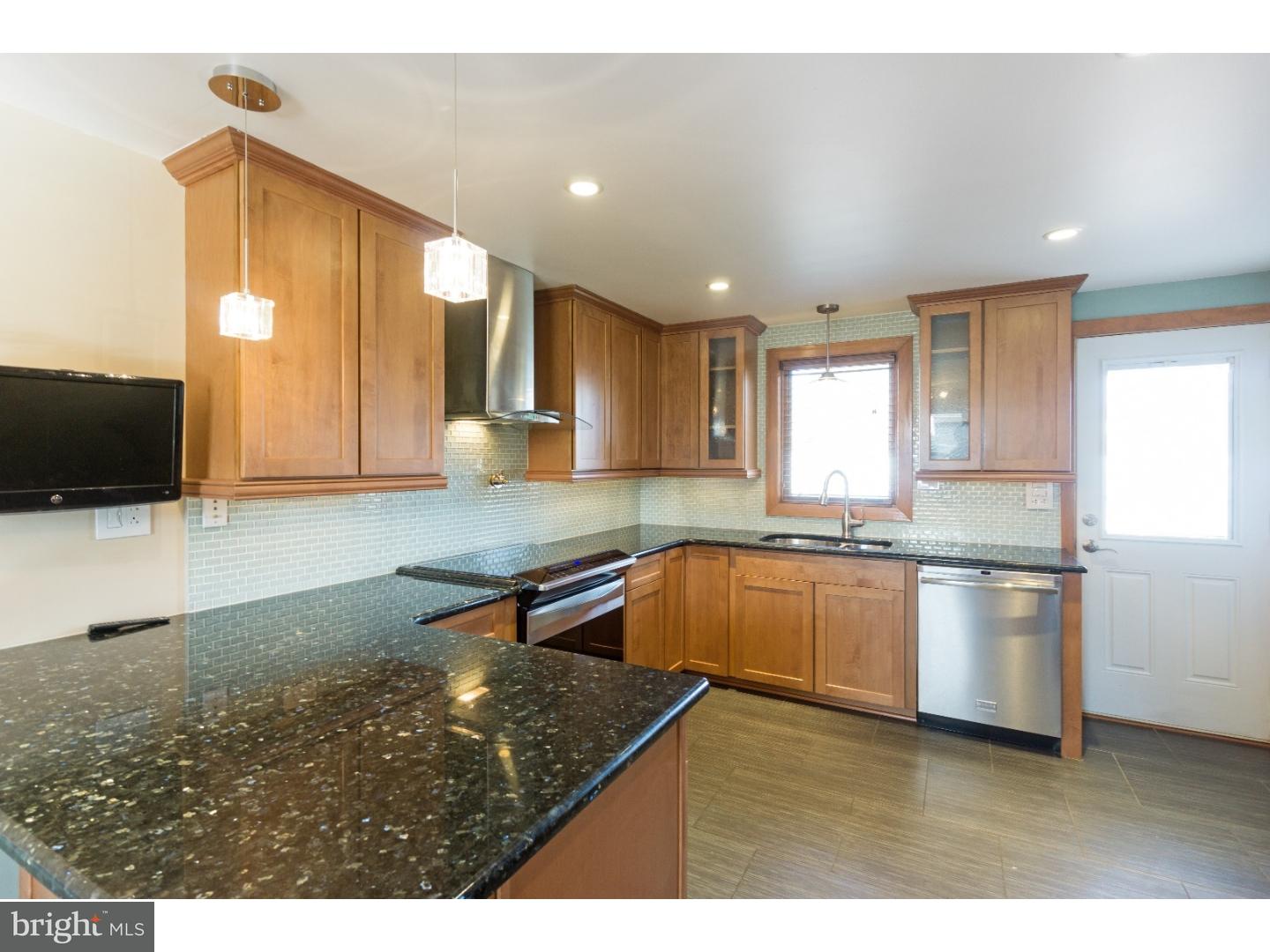 511 Johnson Avenue Ridley Park, PA 19078 - Photo 2 of 18 Kitchen