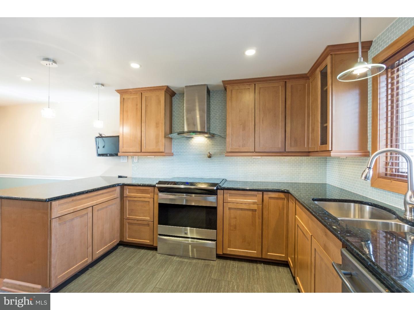 511 Johnson Avenue Ridley Park, PA 19078 - Photo 3 of 18 Kitchen