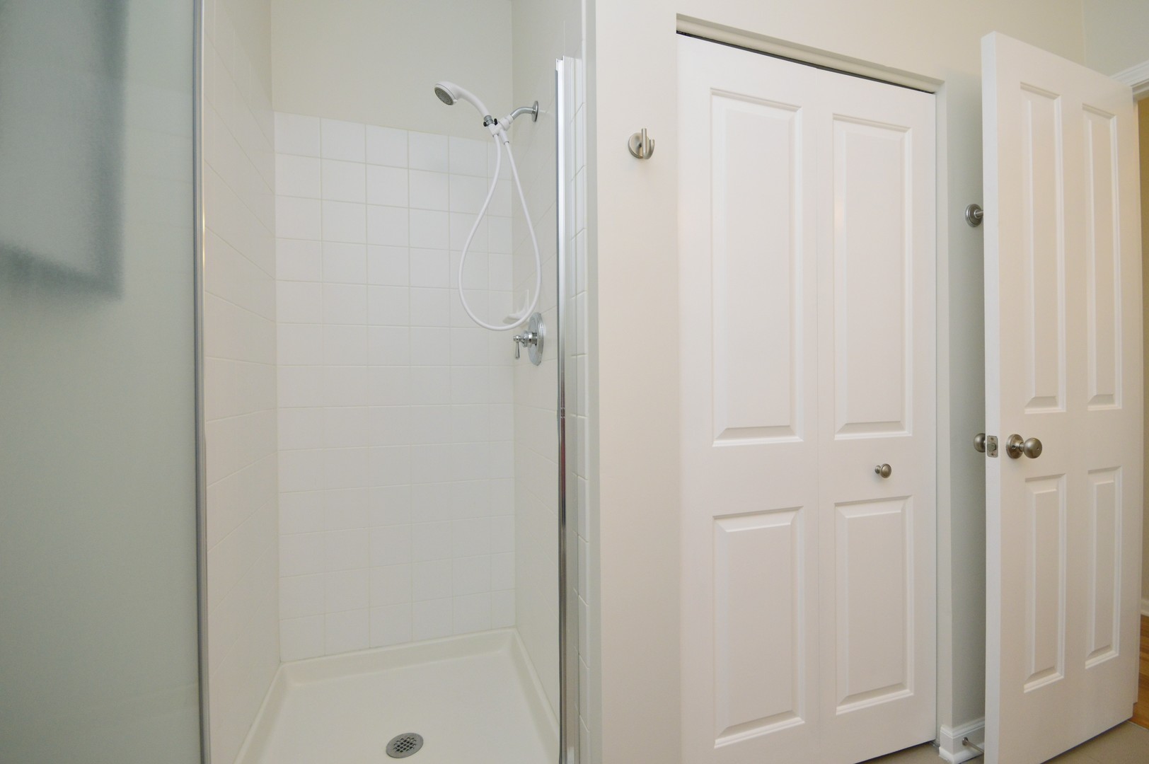 2951 Central Street, Unit 209 Evanston, IL 60201 - Photo 17 of 25