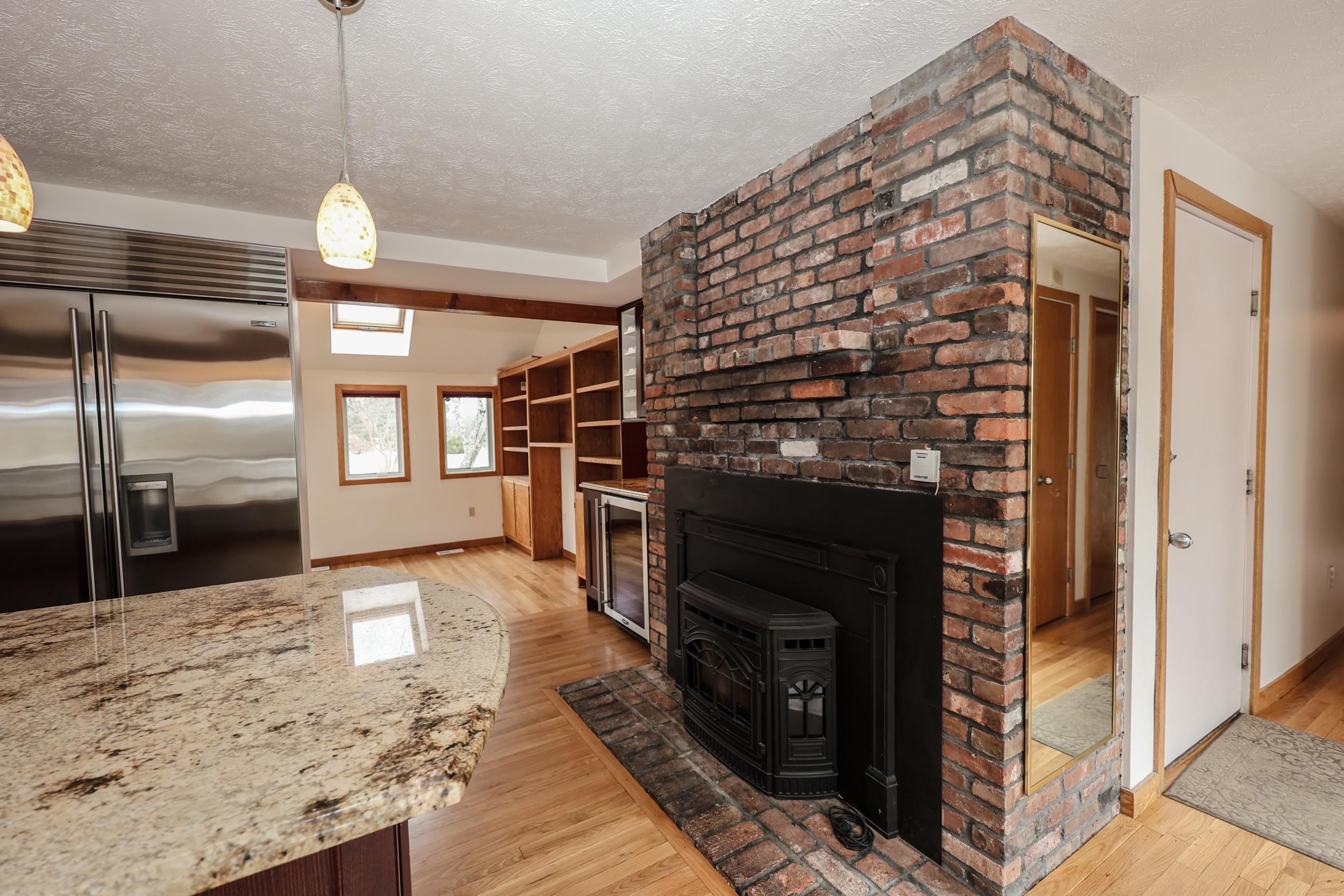 98 Dow Road Hollis, NH 03049 - Photo 12 of 52