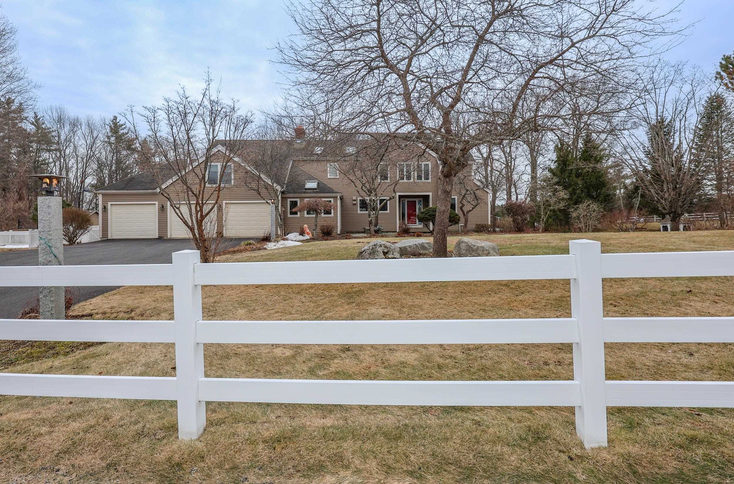 98 Dow Road Hollis, NH 03049 - Photo 2 of 52