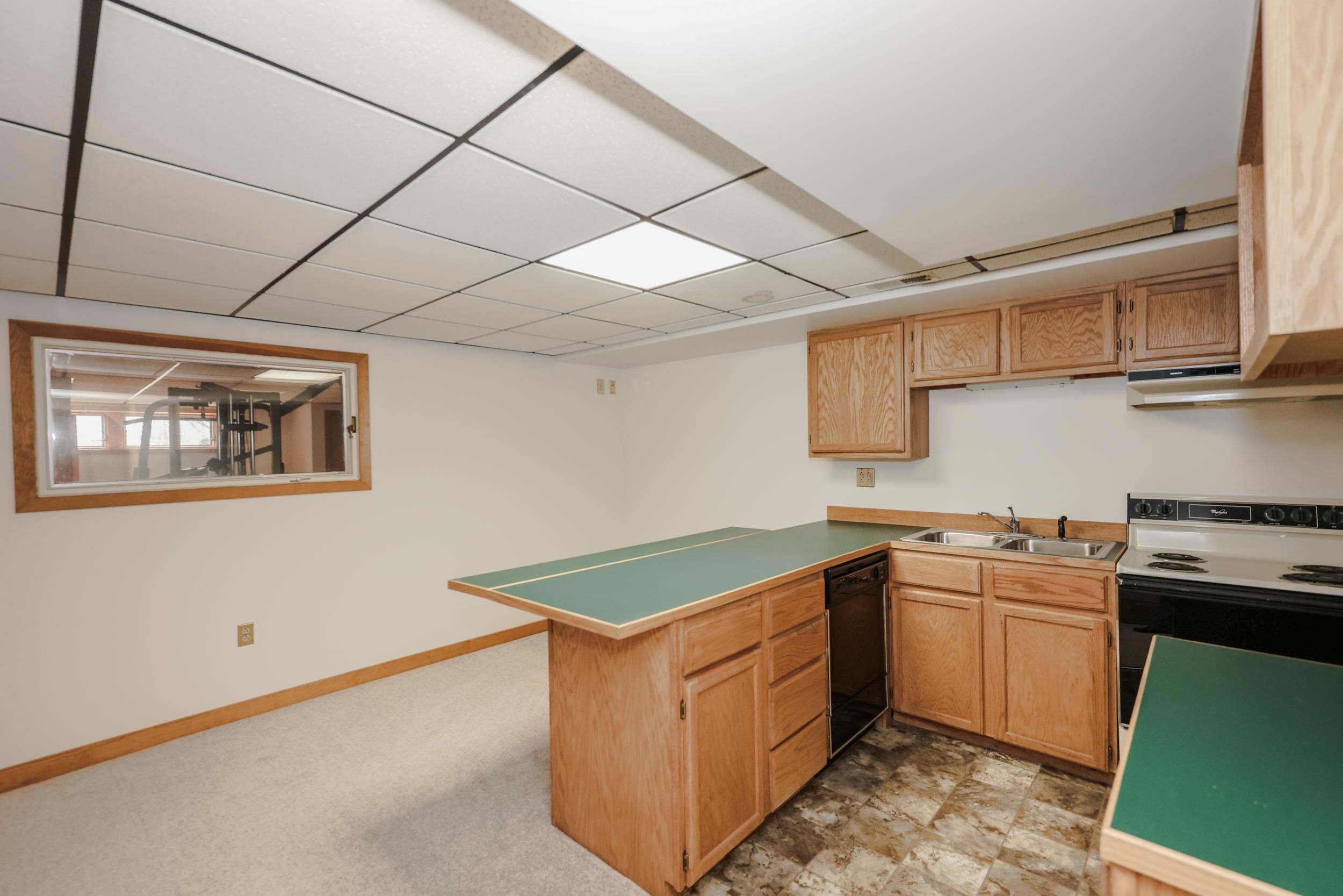 98 Dow Road Hollis, NH 03049 - Photo 44 of 52