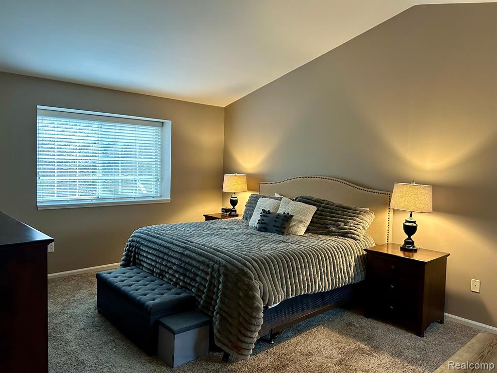 6018 Ravine Court Clarkston, MI 48348 - Photo 16 of 43 Gallery Image 16