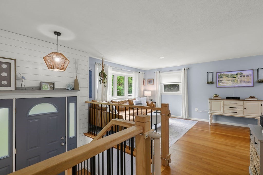12 Christopher Road Holliston, MA 01746 - Photo 5 of 42 Gallery Image 5