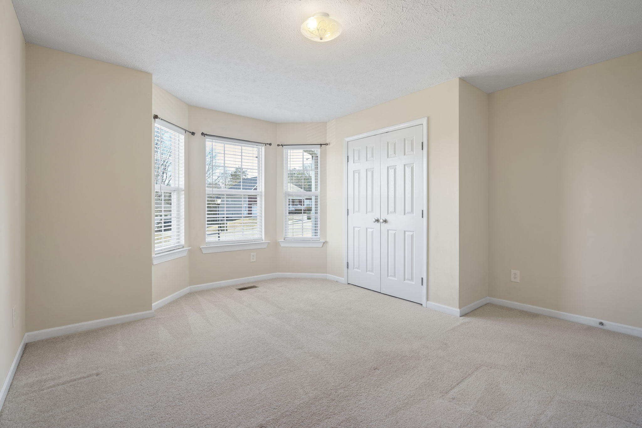 4244 Birmingham Road Lebanon, TN 37090 - Photo 28 of 40 a view of an empty room with a window