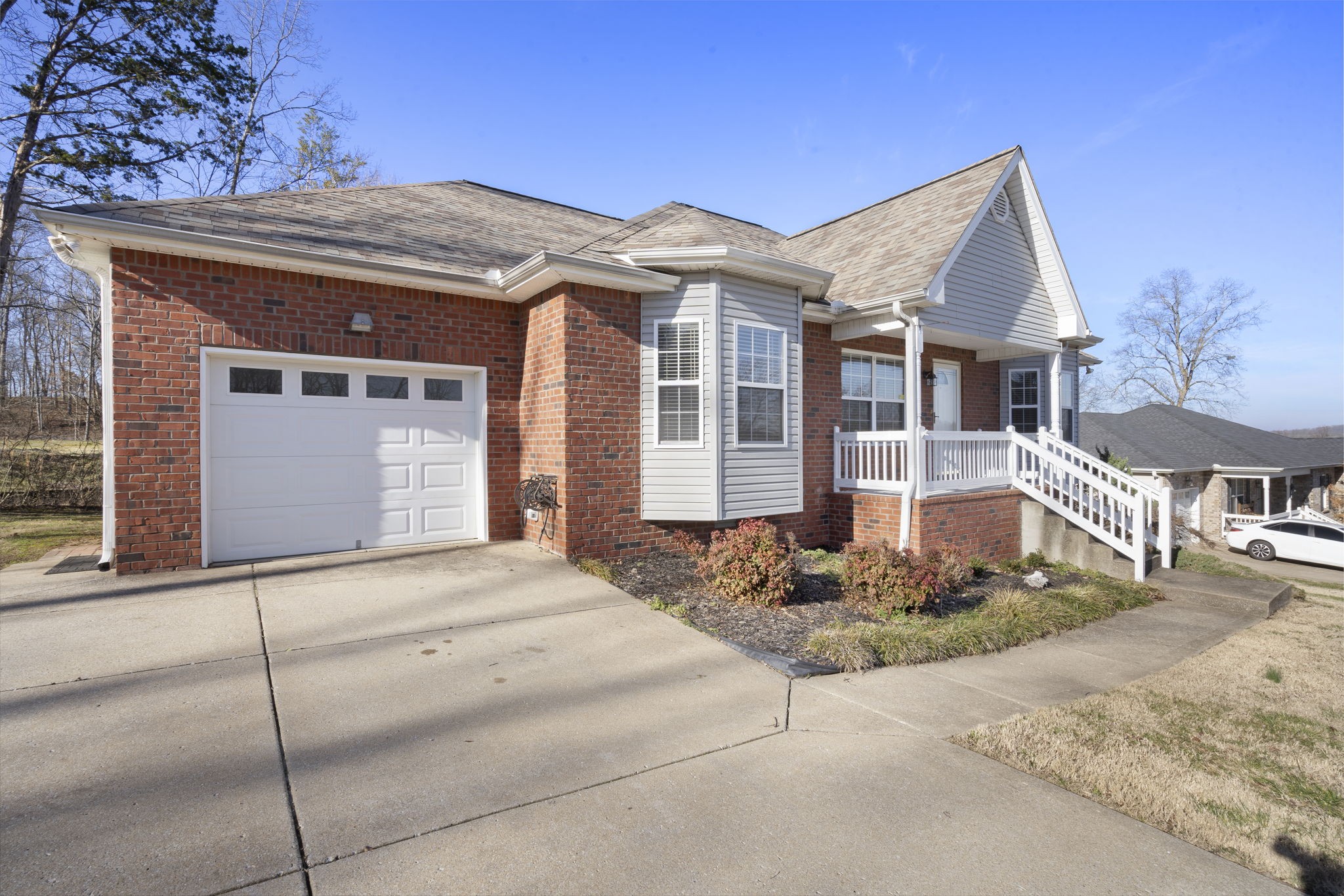 4244 Birmingham Road Lebanon, TN 37090 - Photo 6 of 40 front view of a house