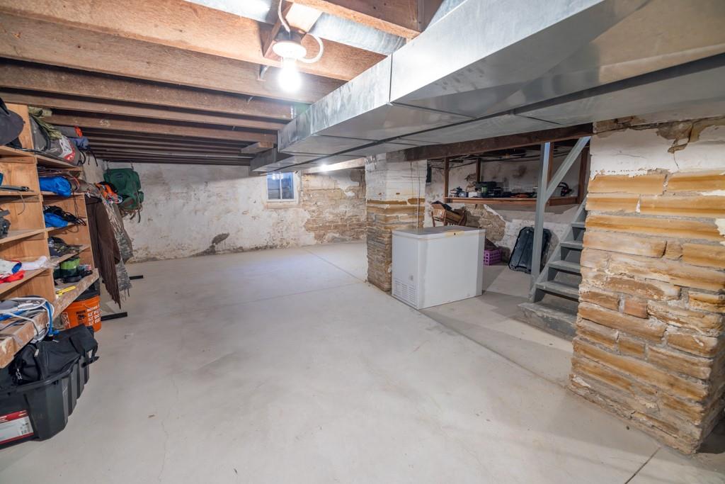2680 Grants Villa Road Victoria, KS 67671 - Photo 20 of 91