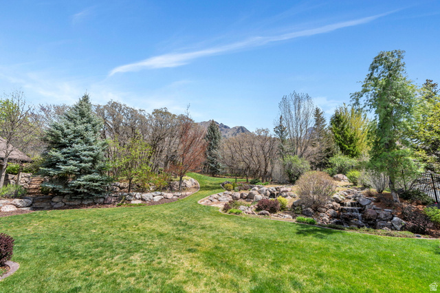 811 South High Ridge Drive Alpine, UT 84004 - Photo 69 of 98 View of grassy yard with a mountain view