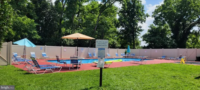 $137,500 | 46 Township Line Road, Unit 305, Elkins Park, PA 19027