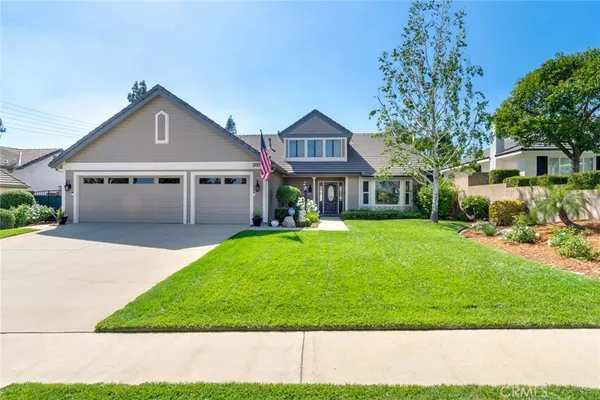 $1,175,000 | 2009 North Shorewood Avenue, Upland, CA 91784