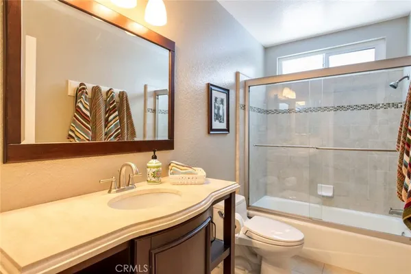 $1,175,000 | 2009 North Shorewood Avenue, Upland, CA 91784