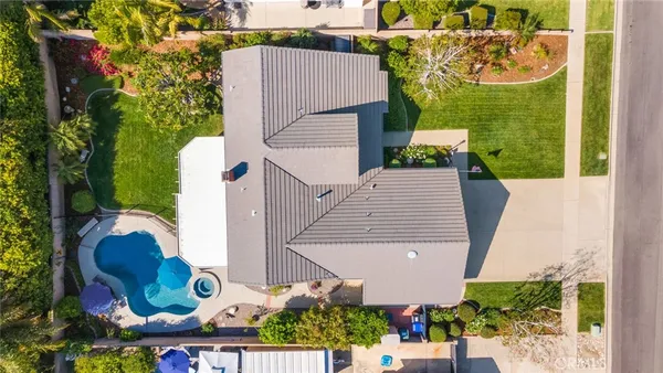 $1,175,000 | 2009 North Shorewood Avenue, Upland, CA 91784