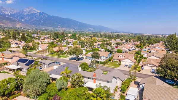$1,175,000 | 2009 North Shorewood Avenue, Upland, CA 91784