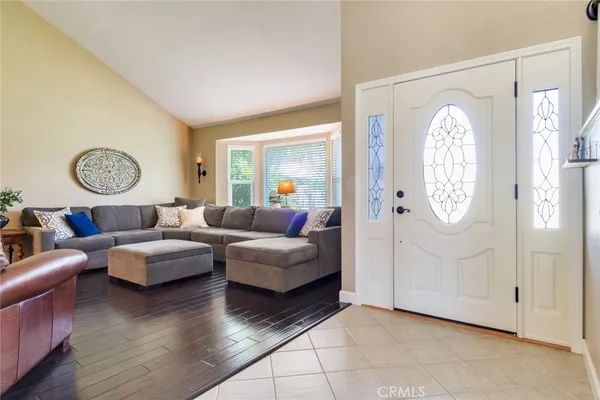 $1,175,000 | 2009 North Shorewood Avenue, Upland, CA 91784