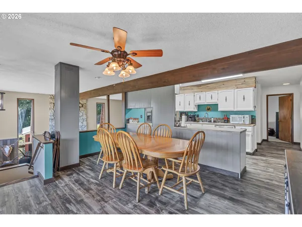 $649,000 | 331 Hemlock Lane, Roseburg, OR 97471