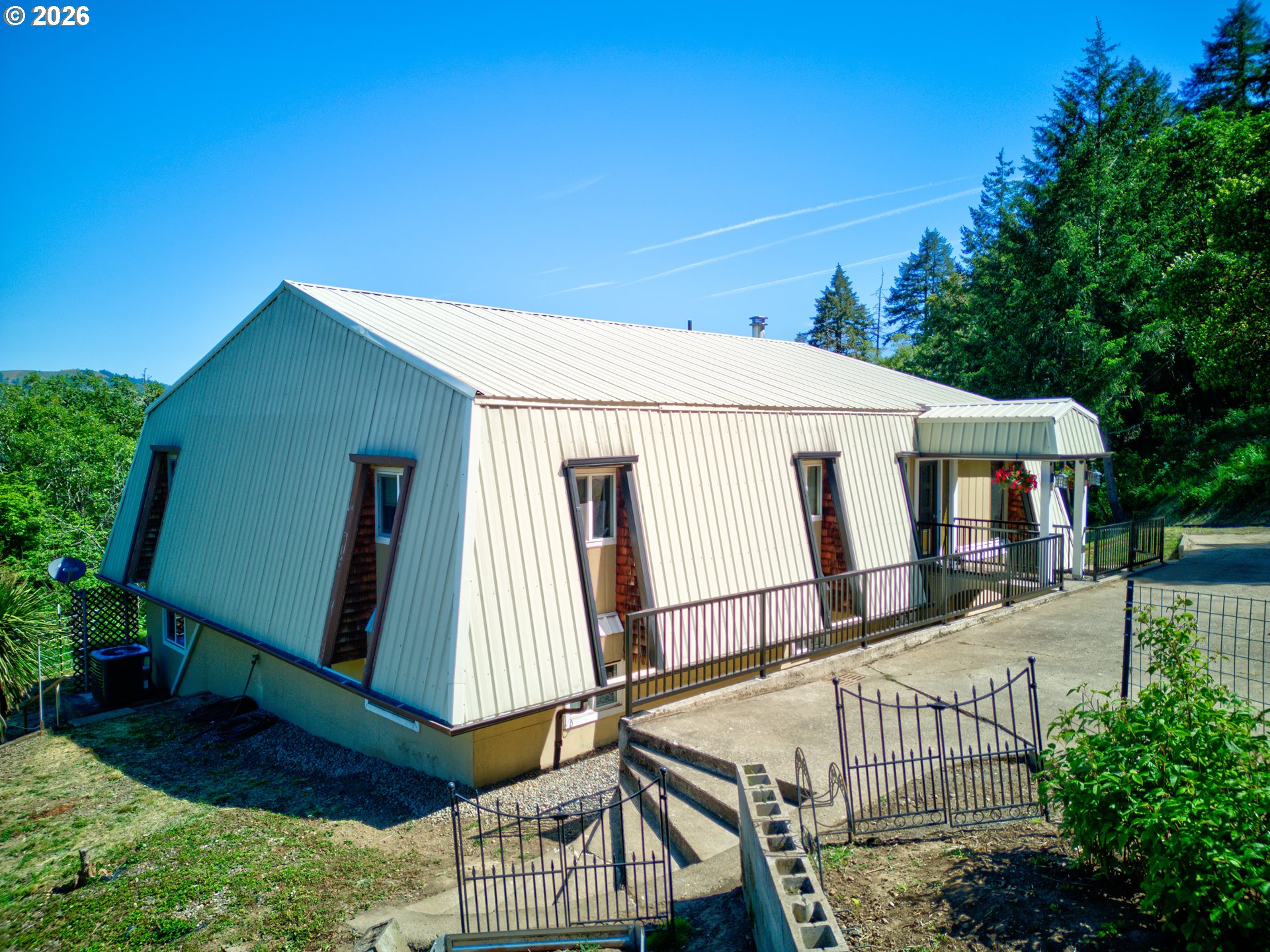 331 Hemlock Lane Roseburg, OR 97471 - Photo 4 of 44