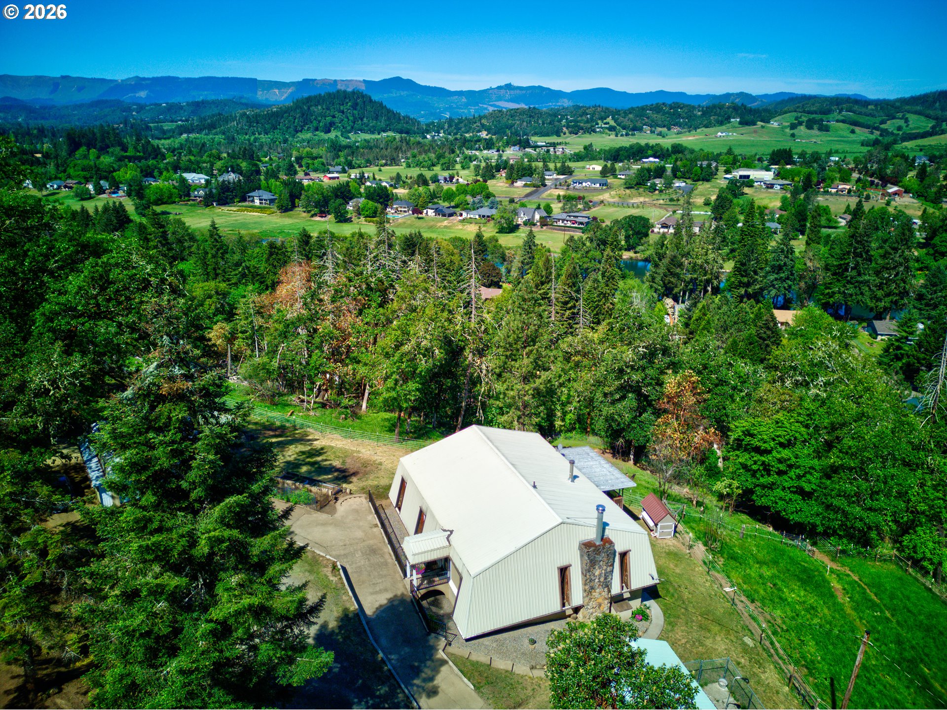 331 Hemlock Lane Roseburg, OR 97471 - Photo 42 of 44