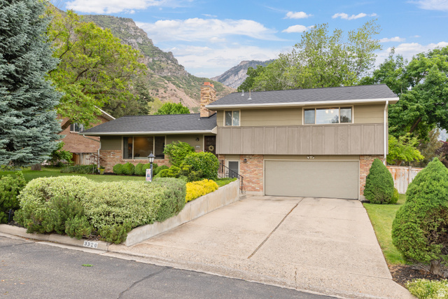 3320 Cherokee Lane Provo, UT 84604 - Photo 2 of 52 Front house
