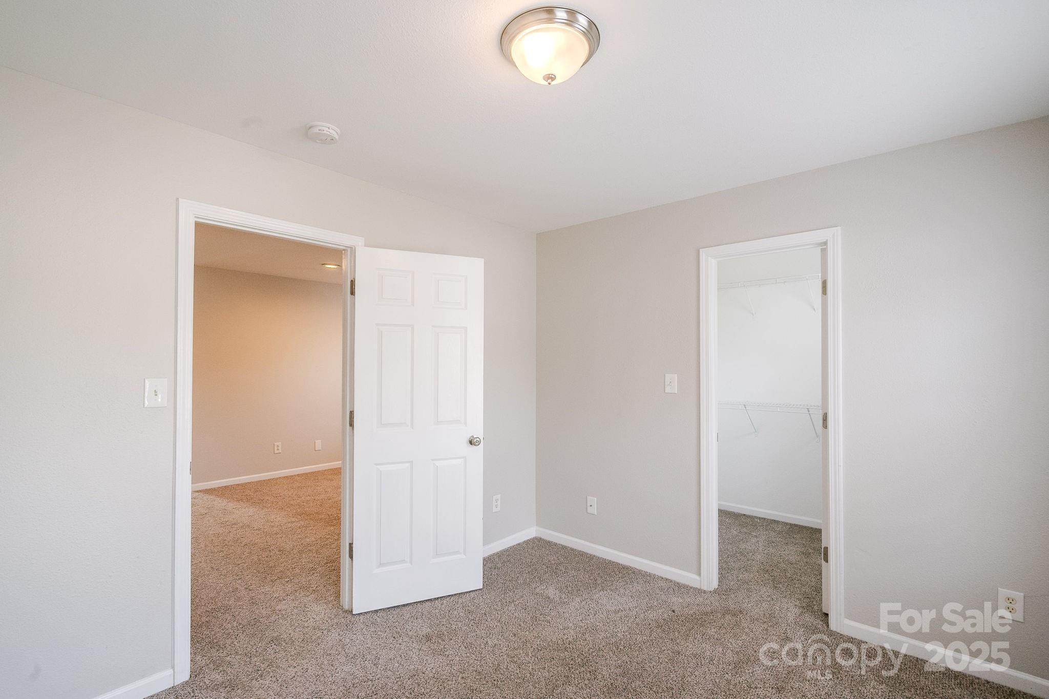 6143 Raisin Tree Lane Charlotte, NC 28215 - Photo 26 of 37
