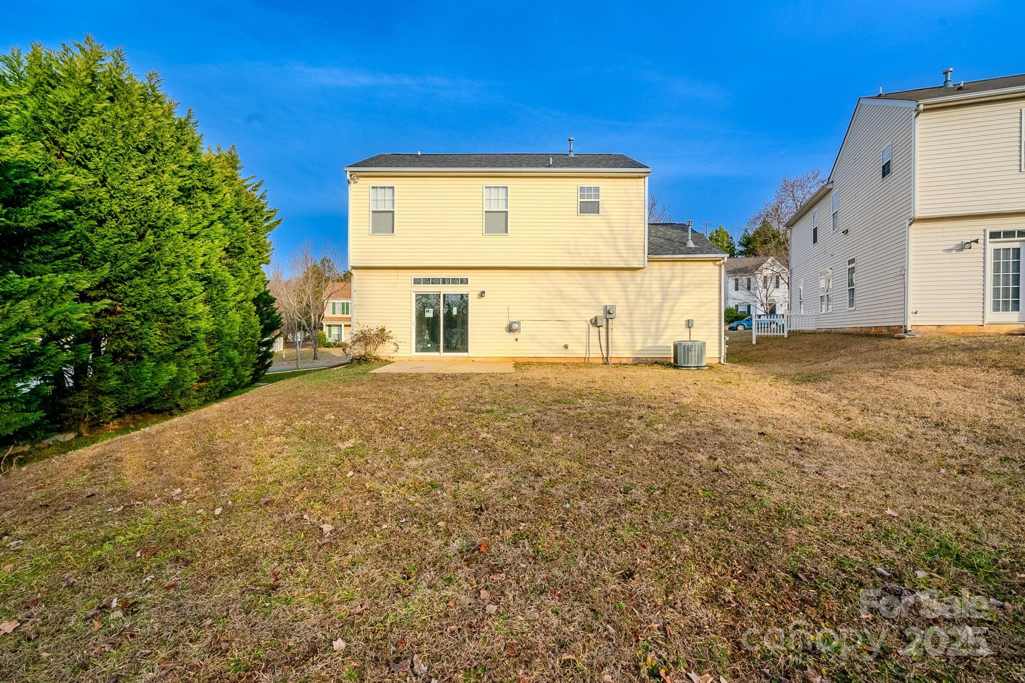 6143 Raisin Tree Lane Charlotte, NC 28215 - Photo 30 of 37