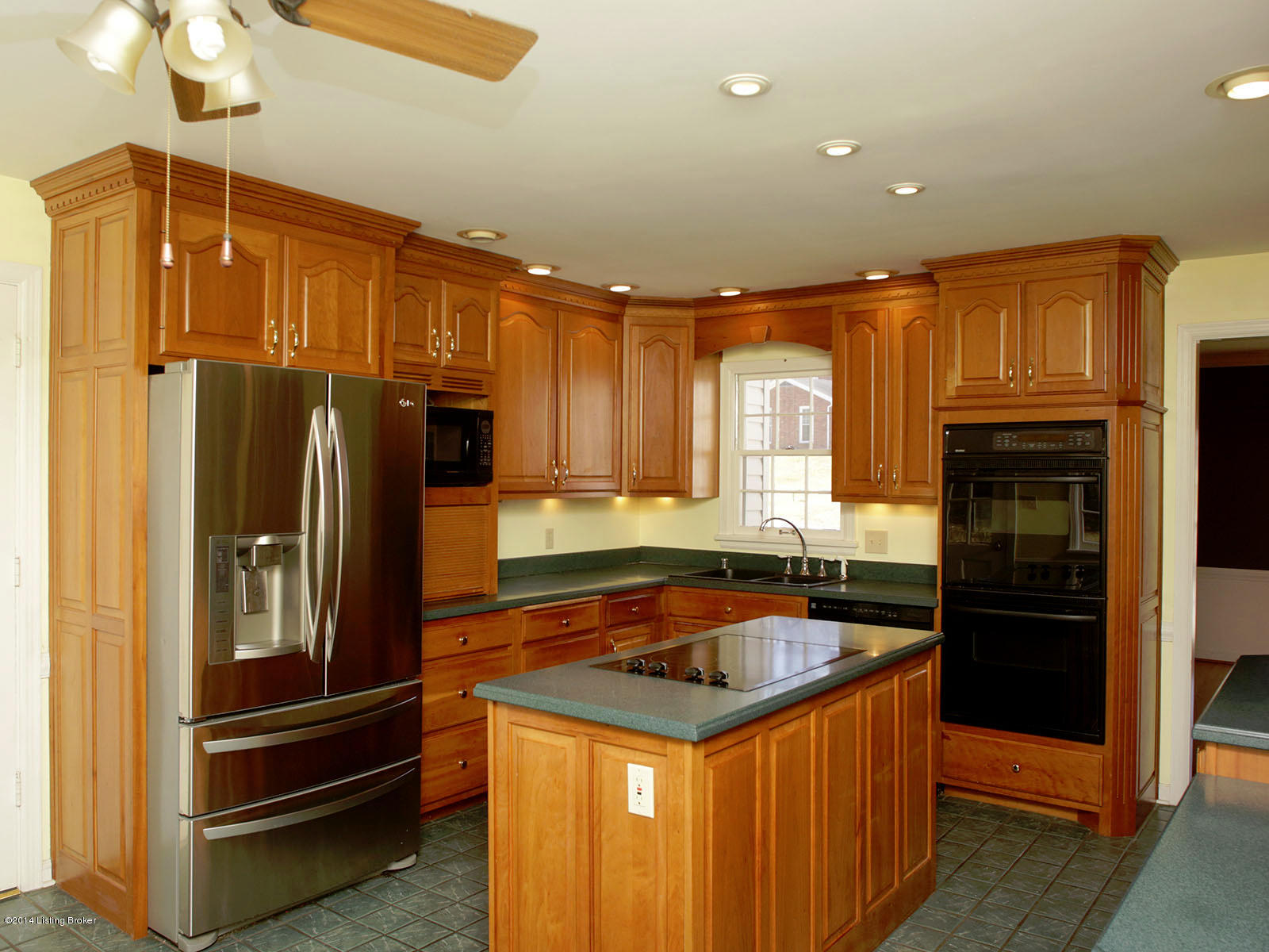 6615 Foxcroft Road Prospect, KY 40059 - Photo 8 of 26 U05A4790_low2