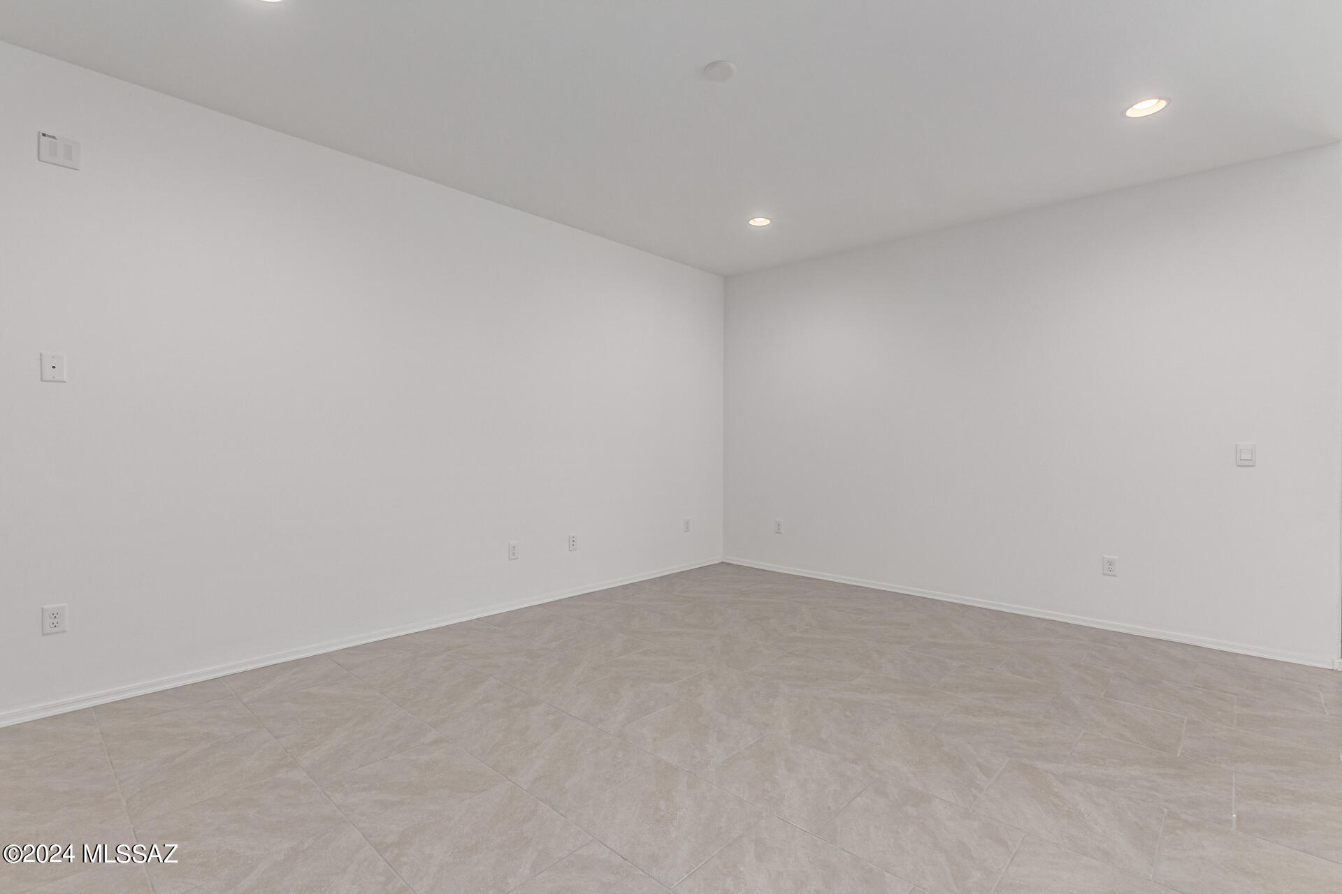 12479 West Barnett Road Marana, AZ 85653 - Photo 3 of 43