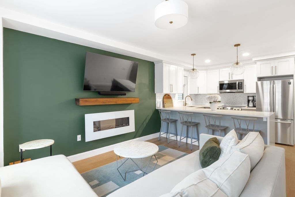 337 Chelsea Street, Unit 1 Boston, MA 02128 - Photo 13 of 15