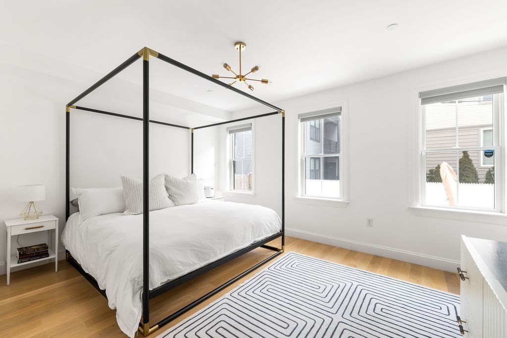 337 Chelsea Street, Unit 1 Boston, MA 02128 - Photo 5 of 15