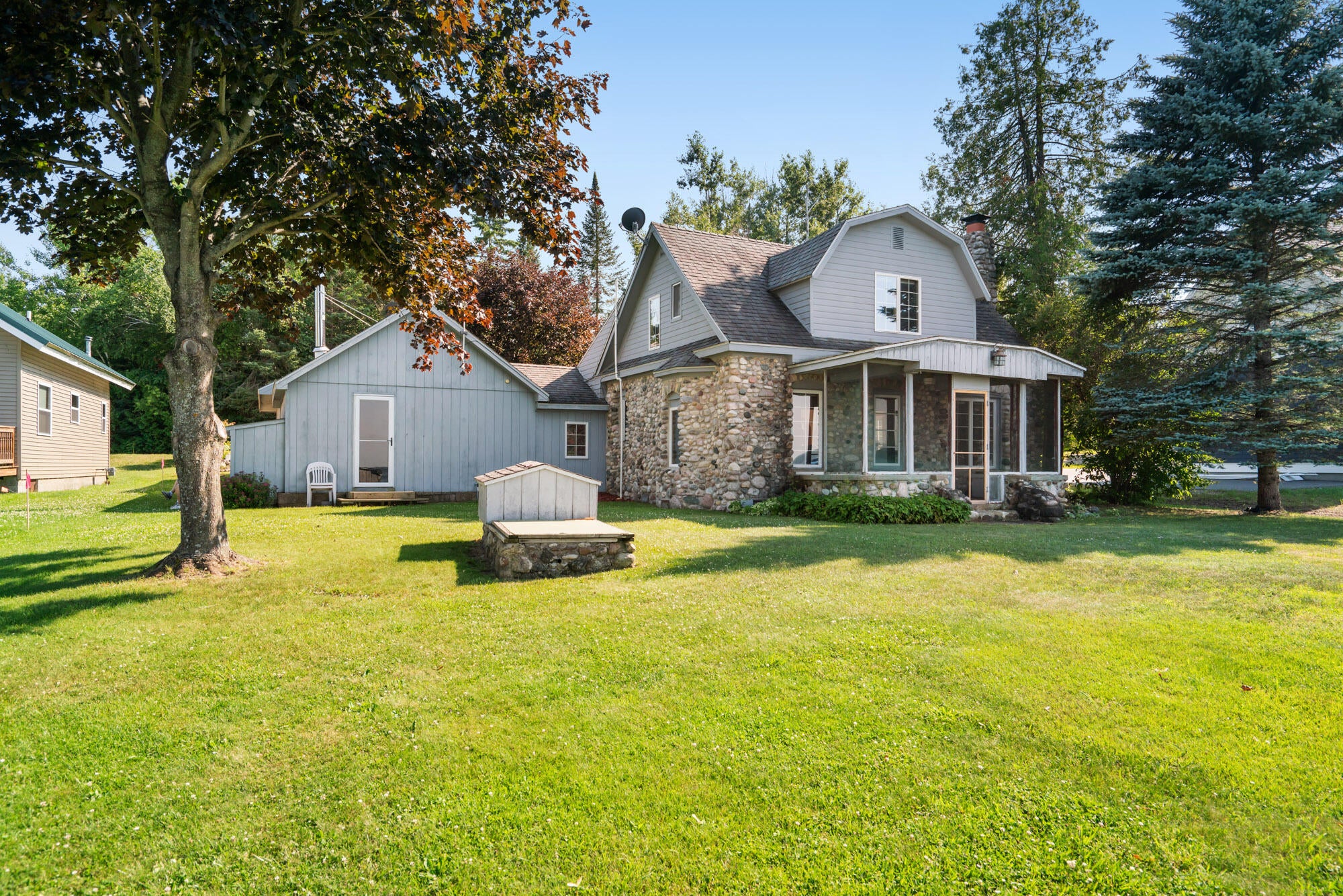 3028 Parrotts Road Indian River, MI 49749 - Photo 3 of 47 Gallery Image 3