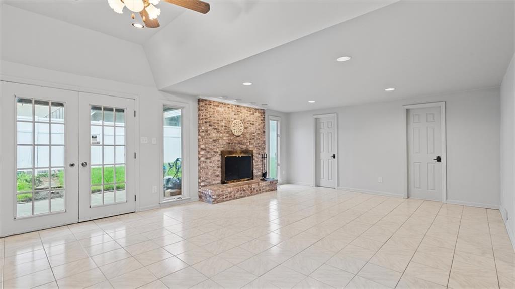 415 Wilcox Street Carnegie, PA 15106 - Photo 14 of 30