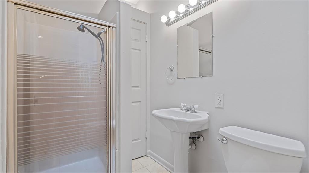 415 Wilcox Street Carnegie, PA 15106 - Photo 21 of 30