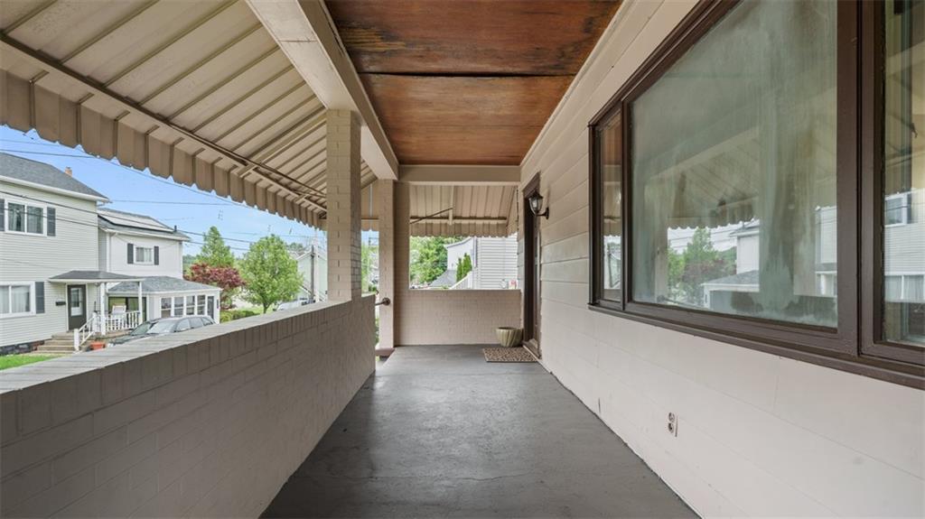 415 Wilcox Street Carnegie, PA 15106 - Photo 4 of 30