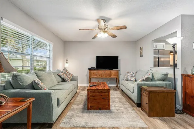 $90,000 | 301 Andover Place South, Unit 175, Sun City Center, FL 33573