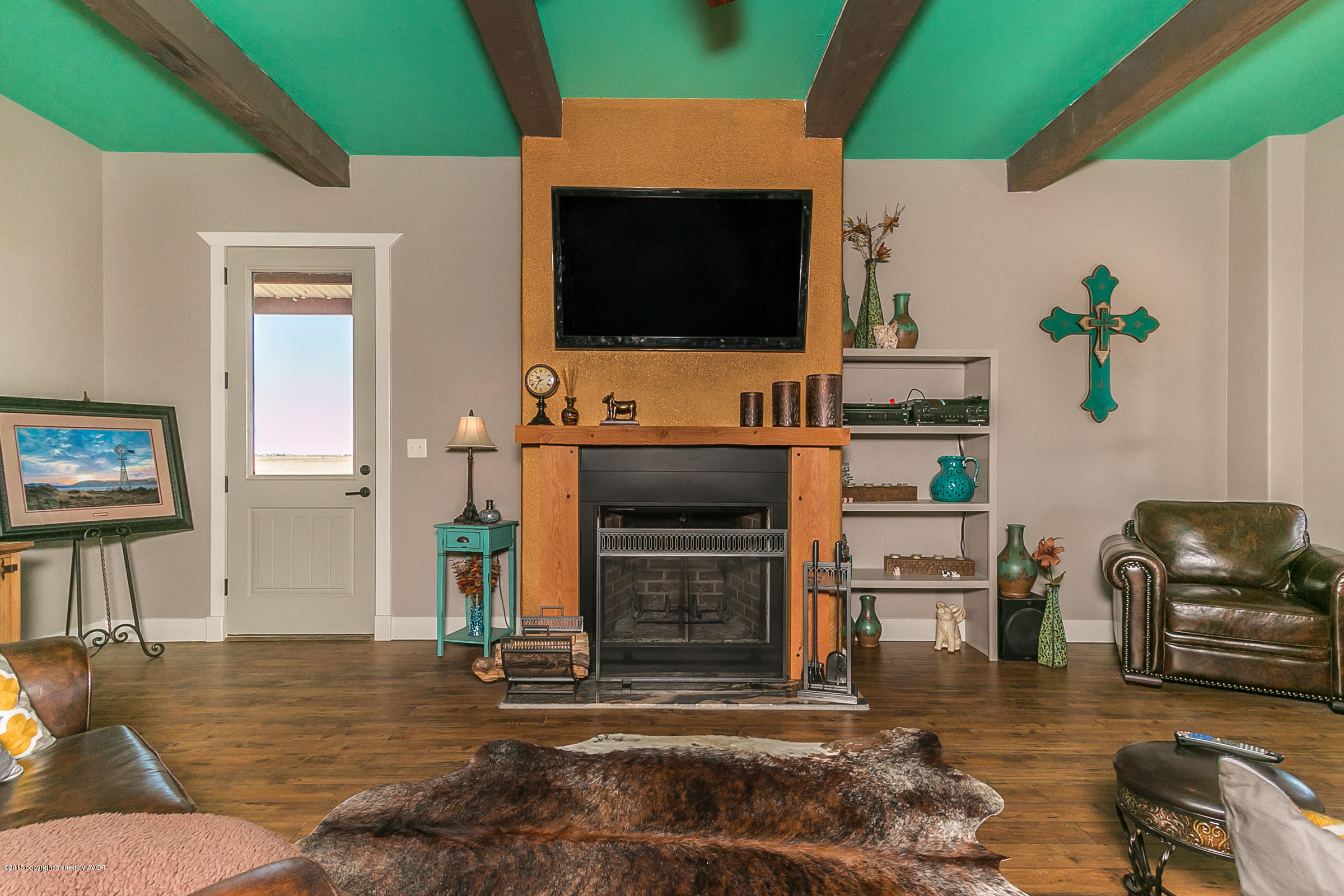 26000 Brown Road Canyon, TX 79015 - Photo 6 of 28 007_Living Room