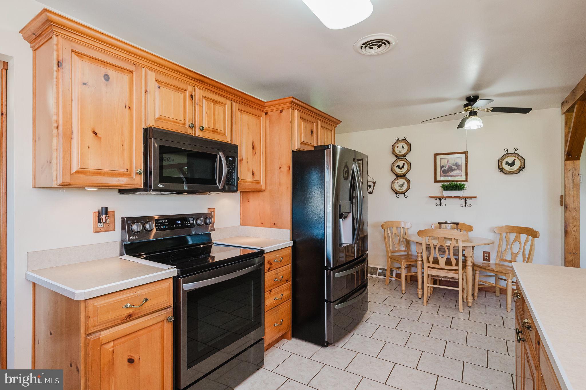 3781 Davis Corner Road Street, MD 21154 - Photo 24 of 87 Eat-In Kitchen