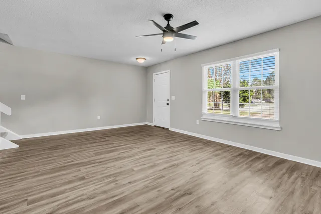 $1,650 | 5737 Dewsbury Lane, North Charleston, SC 29418