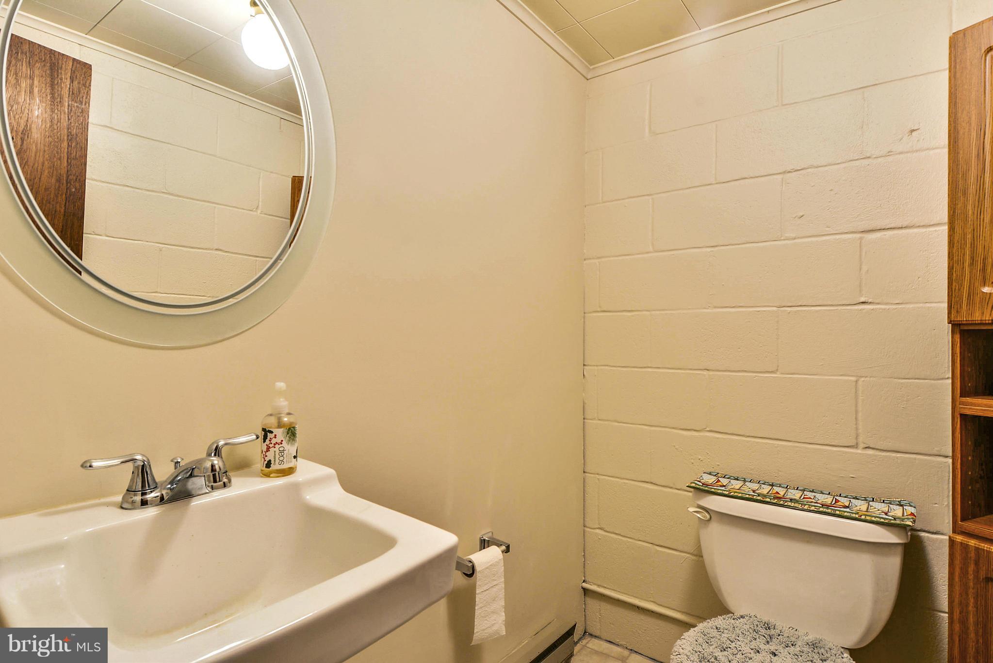 146 Old Solomons Island Road Lothian, MD 20711 - Photo 15 of 30 Bath